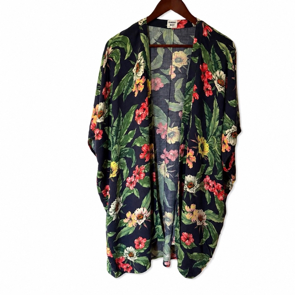 Sunday Best Aritzia Tropical Floral‎ Aitken Kimono Cardigan Navy Blue XXS/XS